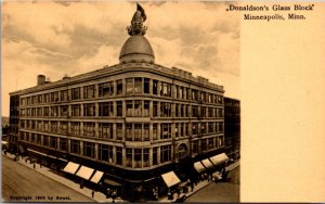 Postcard Donaldson's Glass Block in Minneapolis, Minnesota