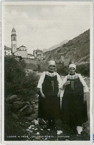 AOSTA province vintage postcard - coges: costumes-