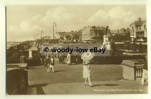 tp8632 - Essex - The Memorial on the West Front, at Clacton-on-Sea -  postcard