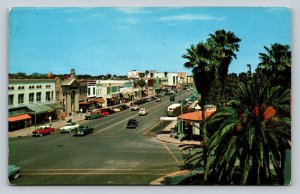 Beach Street of Daytona Beach Florida Classic Cars Vintage Postcard 1652