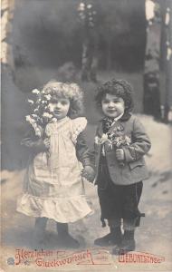 BG4676 geburtstag birthday boy and girl flower children  germany  greetings