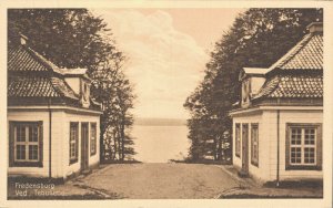 Denmark Fredensborg Ved tehusene 05.81