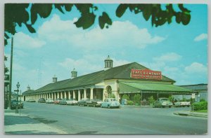 New Orleans Louisiana~Cafe Du Monde Coffee Stand~1960s Postcard