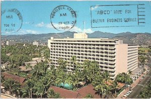 Postcard HOTEL SCENE Honolulu Hawaii HI AI9727