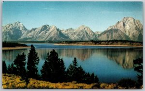 Vtg Wyoming WY Jackson Lake Teton Range Grand Teton National Park Postcard