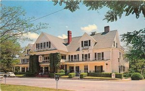 1950s Burnsville North Carolina Nu-Wray Inn Occupation Cline Postcard 25-11285
