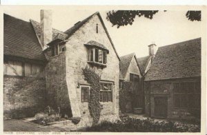 Worcestershire Postcard - Paved Courtyard - Lygon Arms - Broadway - Ref 2553A