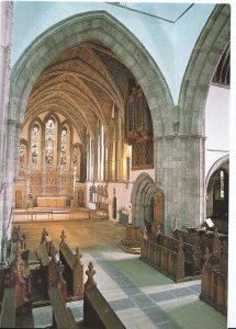 Wales Postcard - Brecon Cathedral - View of Choir, Chancel and High Altar SM455