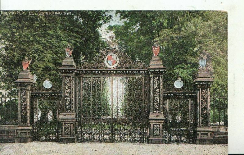 Norfolk Postcard - Norwich Gates - Sandringham - Ref 16976A