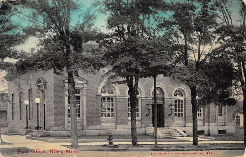 Niles Michigan Post Office Street View Antique Postcard K49806