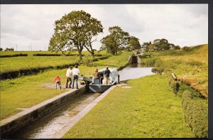 Cheshire Postcard - Canals - Boating Scene - Hurleston Lock  RT1860