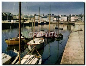 Postcard Modern Vannes Le Port Boat