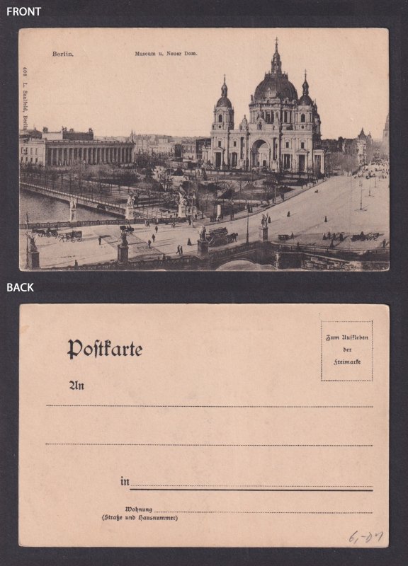 Vinatge postcard GERMANY Berlin Museum and New Cathedral