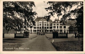 Netherlands Apeldoorn Koninklijk Paleis 't Loo Royal Palace RPPC 06.88