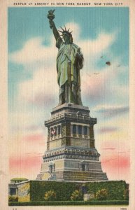 Vintage Postcard Statue Of Liberty In The New York Harbor New York City NY