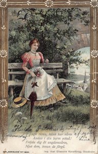 BEAUTIFUL SWEDISH VICTORIA ATTIRED WOMAN-POEM-ORNATE GILT BORDER~1900s POSTCARD