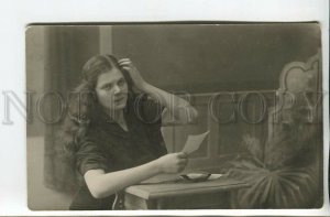 462437 FASHION Girl Black Dress LONG HAIR writing Love letter Vintage REAL PHOTO