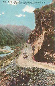Rocky Mountains Royal Gorge Blvd, People in Car Litho Postcard Used