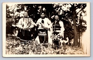J96/ Native American Indian RPPC Postcard c20 Pawnee Warriors 111