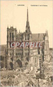 Old Postcard Amiens Cathedral is a straight line