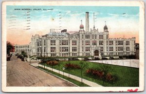 Joliet Illinois IL, 1933 Joliet Township High School, Lawn, Streetcar, Postcard
