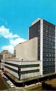 Iowa Des Moines Register and Tribune Building