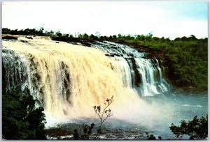 VINTAGE CONTINENTAL SIZED POSTCARD EL SAPO WATERFALLS AT CANAIMA VENEZUELA 1975