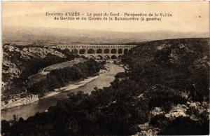 CPA Env. d'UZES-Le PONT-du-GARD Perspective de la Vallée du Gardon (458854)