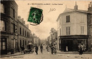 CPA NEUFCHATEL-en-BRAY Rue Carnot (868936)