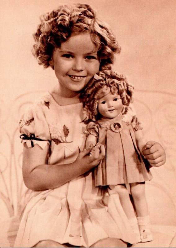 Entertainers Shirley Temple