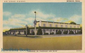 Postcard De Luxe Court Seymour Texas TX