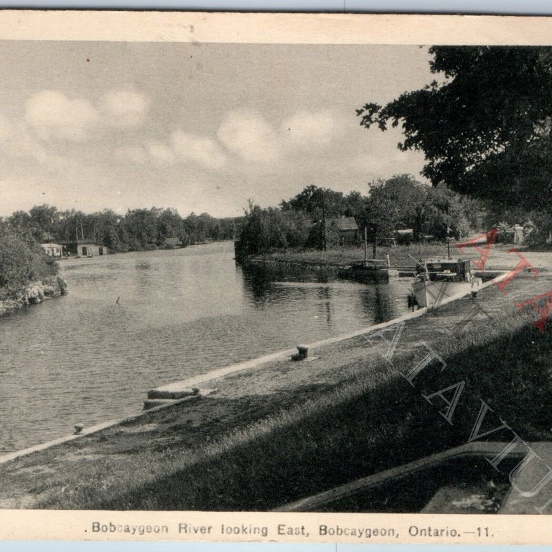 c1950s Bobcaygeon, Ontario PC Bobcaygeon River looking East Yacht Boat Ship A192
