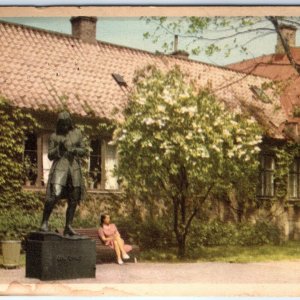 c1930s Lund, Sweden Carl von Linné & The Linné Statue & Cute Young Lady PC A151