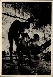 1963 PERU AMAHUACA FAMILY NATIVES POSTCARD 25-191
