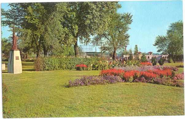 Flower Garden, Riverview Park, Clinton, Iowa, IA, Chrome