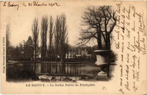 CPA Le RAINCY - Le Jardin Public du Presbytére (740387)