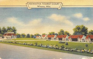 HIAWATHA TOURIST COURT Winona, Mississippi Vintage ca 1940s Linen Postcard