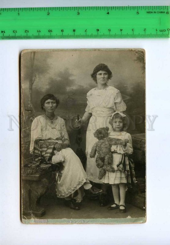 222203 RUSSIA girl TEDDY BEAR CABINET photo ILYIN Petrograd