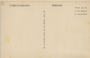 CPA VIRE Monuments aux Morts (1250464)