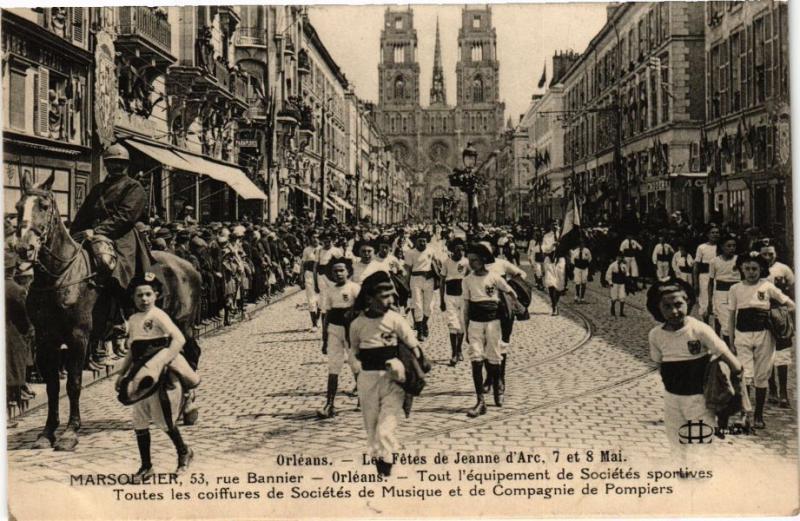 CPA ORLÉANS-Les Fetes de Jeanne d'Arc-Marsollier rue Bannier (266096)