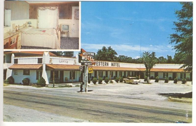 DeQueen AR Western Hotel Interior Exterior View Old Car Postcard