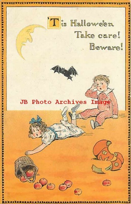 Halloween, Tuck No 190-5, Girl & Boy Fell Down Spilling JOL & Apples, Bat, Moon