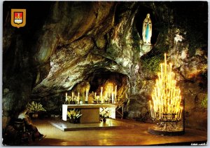 VINTAGE CONTINENTAL SIZE POSTCARD THE MIRACULOUS GROTTO AT LOURDES FRANCE