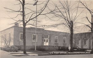 J66/ Newcomerstown Ohio Postcard c1940s U.S. Post Office Building 166