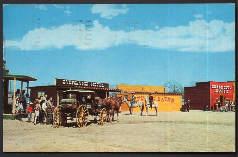 New York City PATCHOGUE Dodge City on Long Island Stage Coach - pm1961 - Chrome