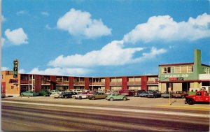 Prairie Inn Motel Regina SK Saskatchewan Coffee Shop Autos VW Bug Postcard H62