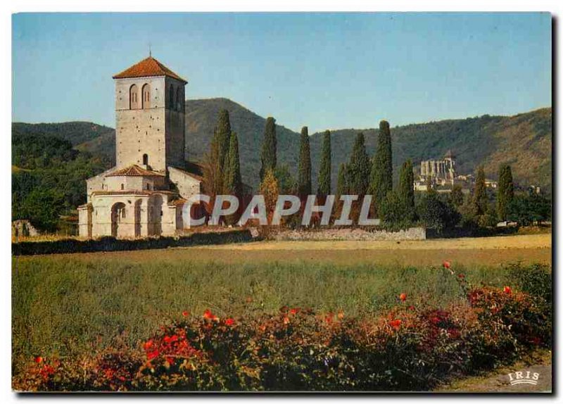 Postcard Moderne Saint Bertrand de Comminges Haute Garonne The Romanesque chu...