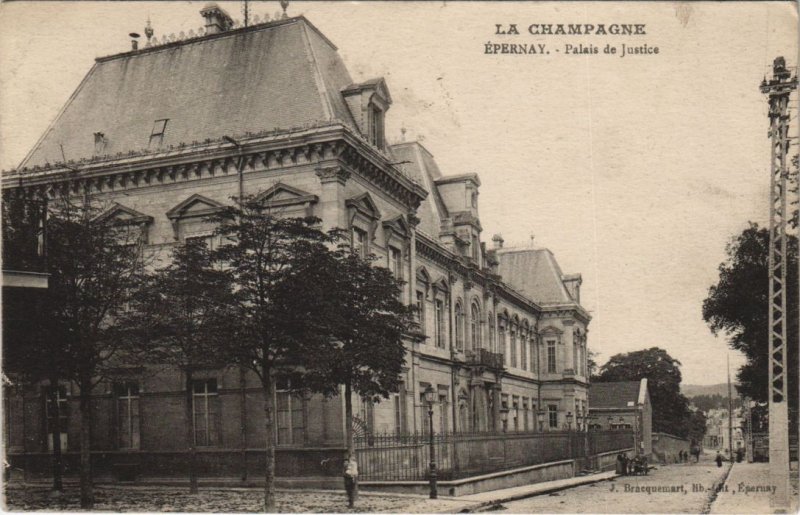 CPA La Champagne ÉPERNAY. Palais de Justice (125992)