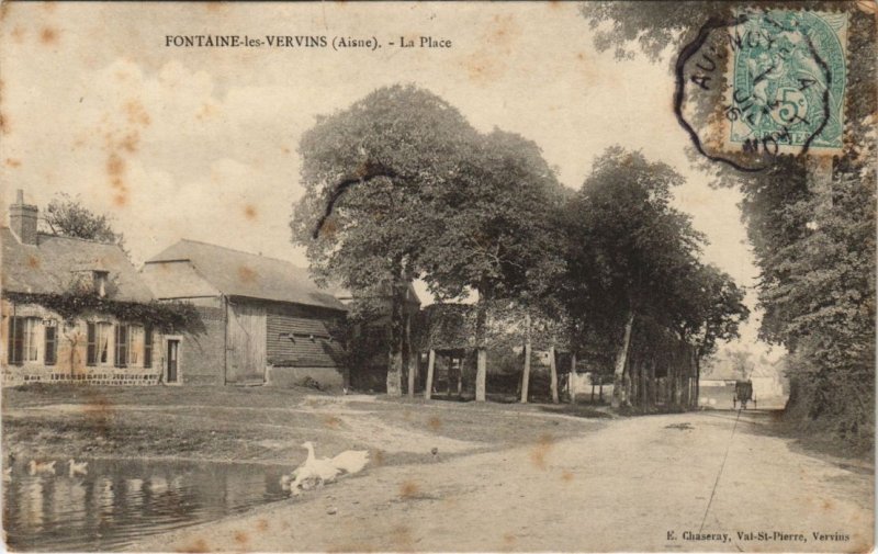 CPA Fontaine-les-Vervins - La Place (1062216)