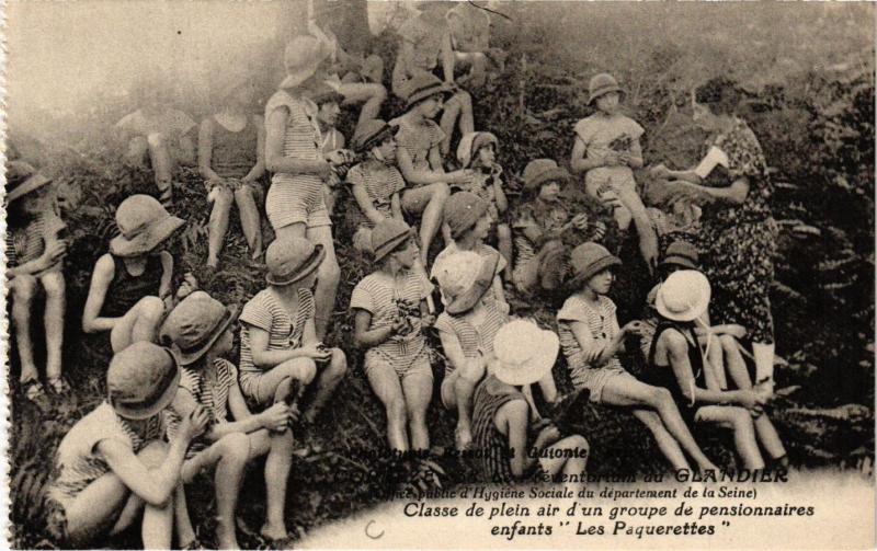 CPA  Le Preventorium du Glandier - Classe de plein air  (692556)